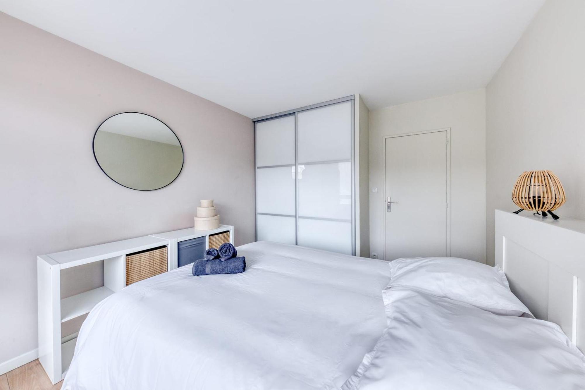 Grand Appartement Spacieux - Proche Paris Севр Екстер'єр фото